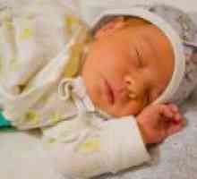 Zlatenica pri novorojenčkih: vzroki, zdravljenje