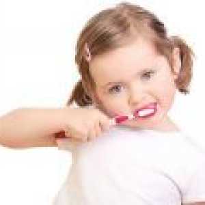 Otroška zobna pasta - kako izbrati?