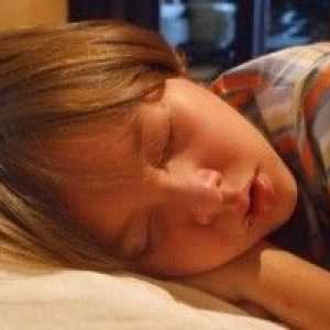 Dnevne spanja igra pomembno vlogo pri razvoju otroka!