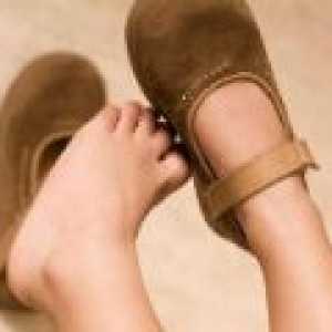 Kako izbrati otroških ortopedskih čevljev?