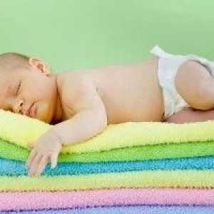 Katere so najboljše plenice za novorojenčke?