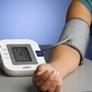 Vzroki za nizek krvni tlak pri ženskah, pri moških