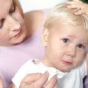 Ušes vnetje v otroke, simptomih in zdravljenju
